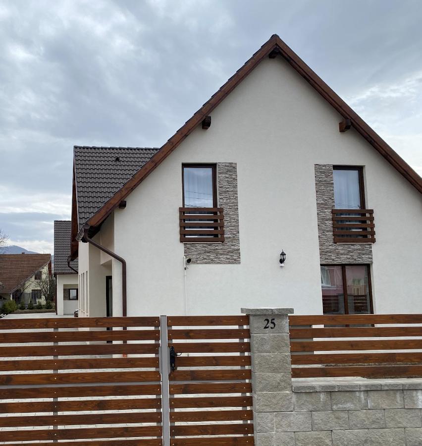 Fenyo Apartman House Ii. Odorheiu Secuiesc Exterior photo